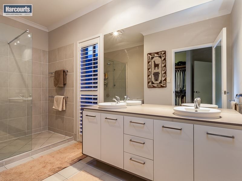 28 Echidna Parade, North Lakes QLD 4509