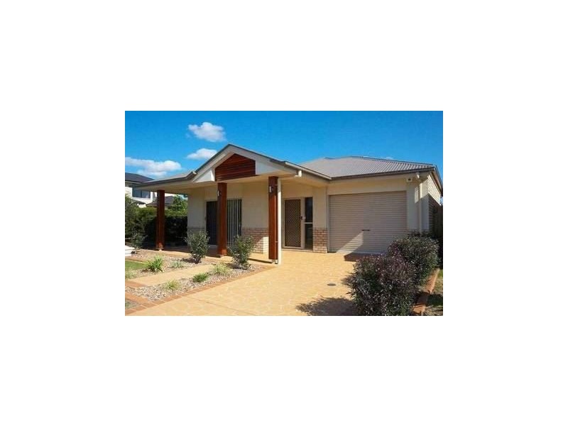 5 Kurrajong Circuit, North Lakes QLD 4509