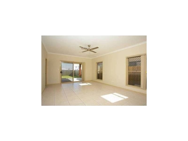 5 Kurrajong Circuit, North Lakes QLD 4509