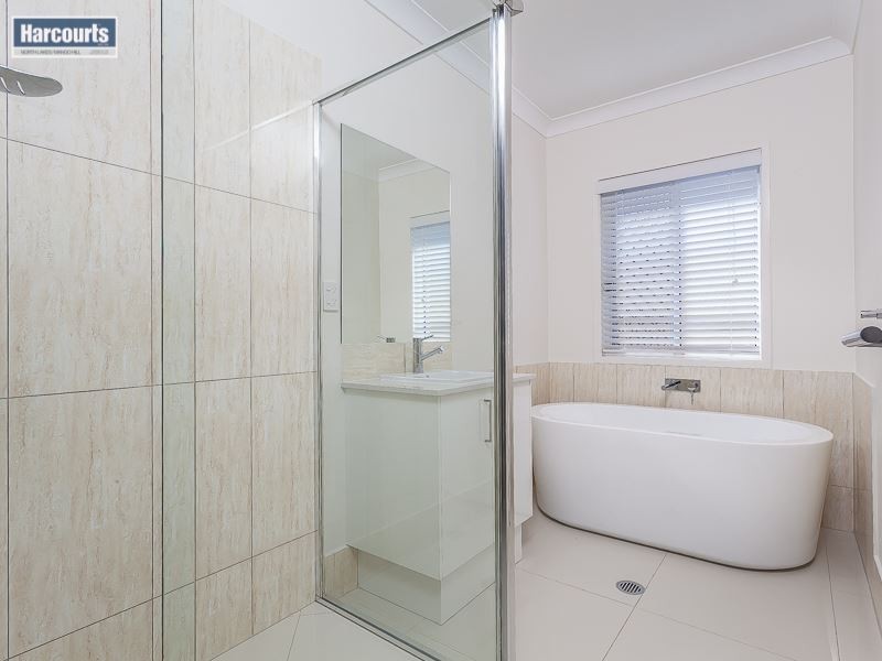 6 Innes Street, North Lakes QLD 4509
