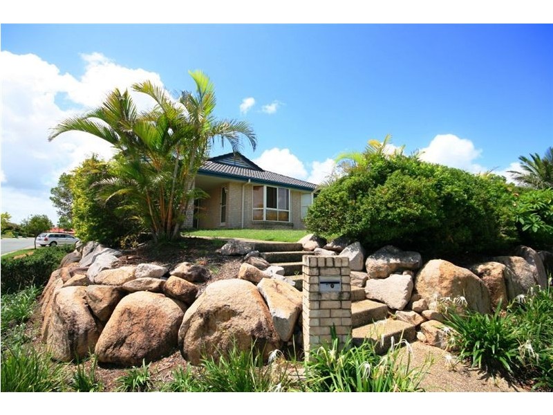 18 Southerden Drive, North Lakes QLD 4509