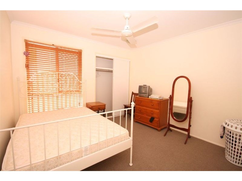18 Southerden Drive, North Lakes QLD 4509