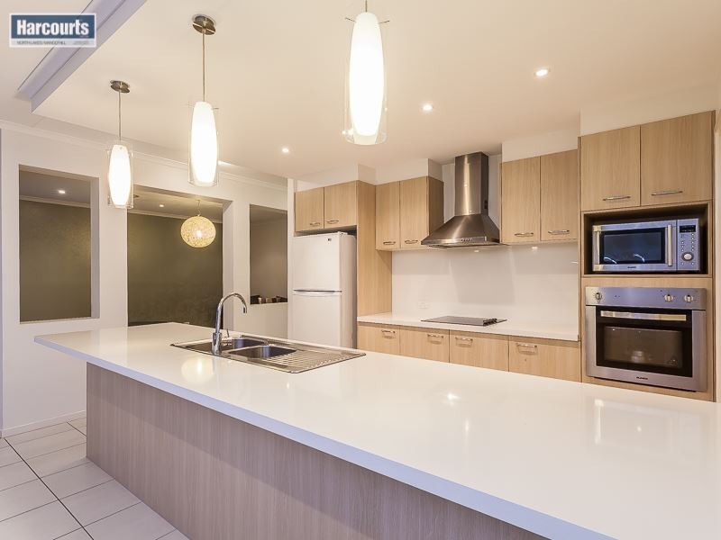 9 Holly Crescent, Griffin QLD 4503