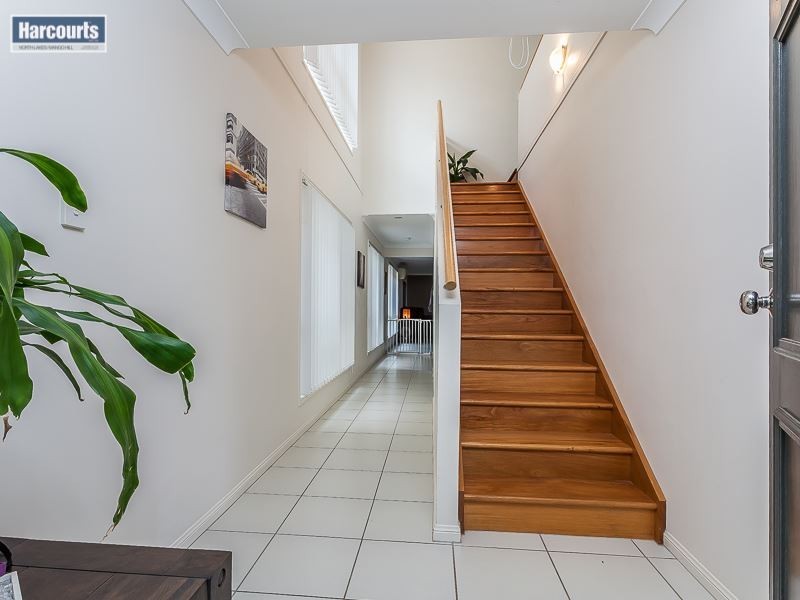 4 Montgomerie Parade, North Lakes QLD 4509