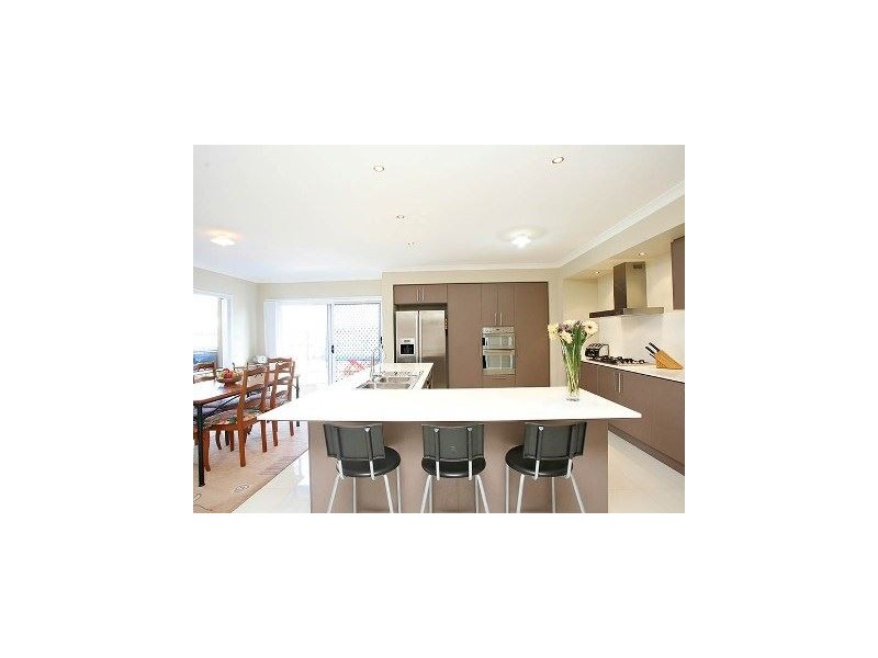 14 Nicklaus Parade, North Lakes QLD 4509