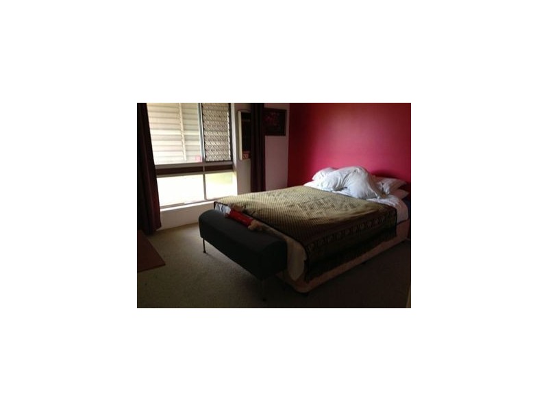 8 Jilloong Street, Strathpine QLD 4500