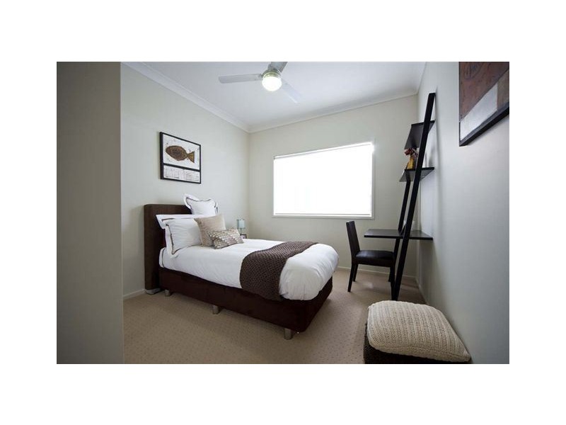 33 Williams Cresent, North Lakes QLD 4509