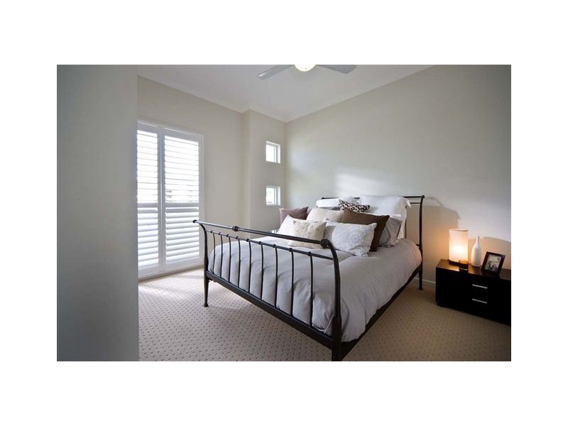 33 Williams Cresent, North Lakes QLD 4509