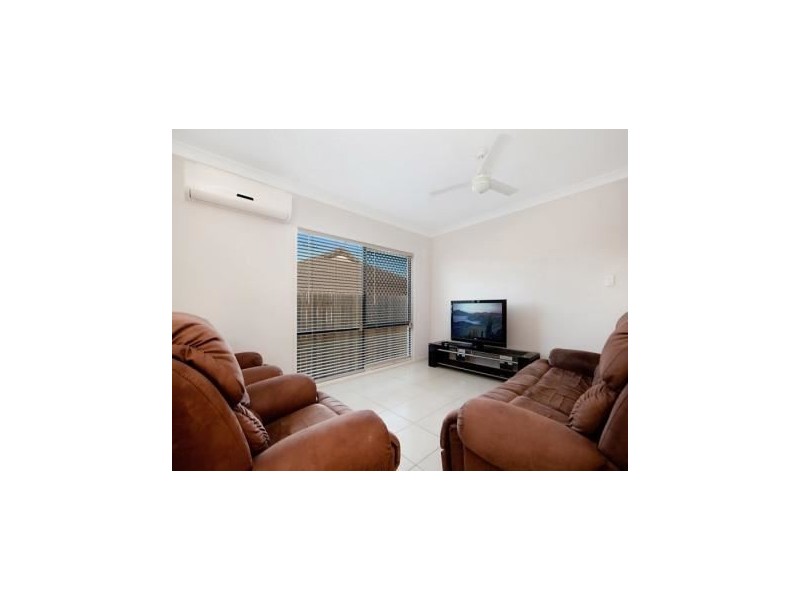 6 Daintree Circuit, North Lakes QLD 4509