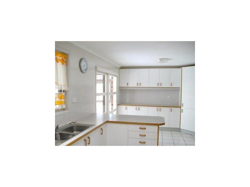 40 Wairoa Drive, Strathpine QLD 4500