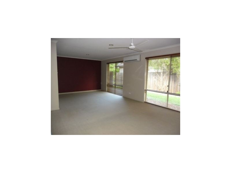 7 Crawford Street, North Lakes QLD 4509