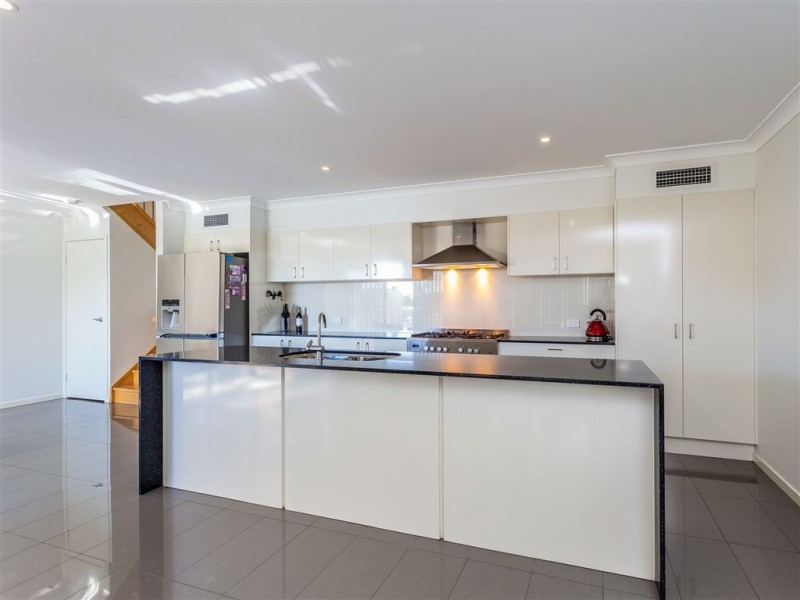 12/50 Lakefield Drive, North Lakes QLD 4509