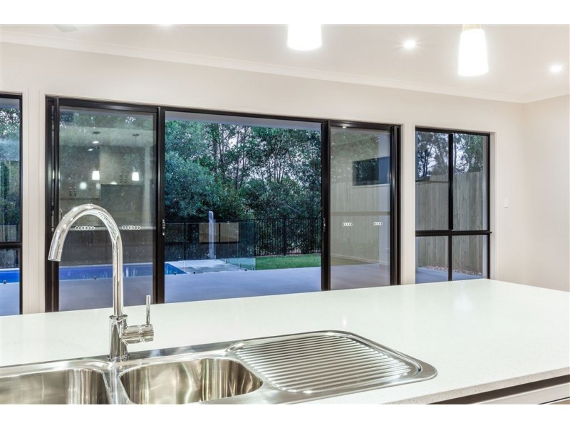10 Birkdale Circuit, North Lakes QLD 4509