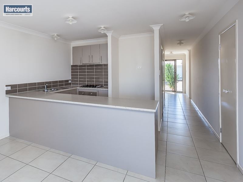 25 Troon Street, North Lakes QLD 4509