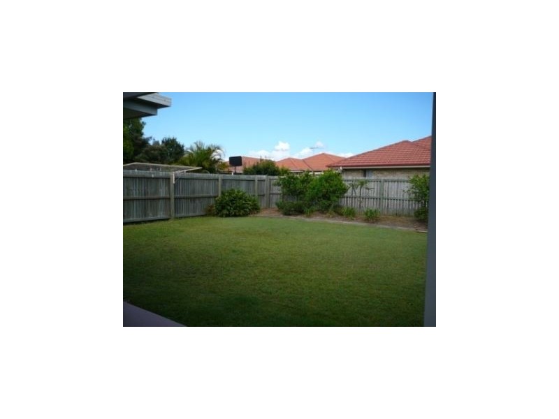 11 Brassington Street, North Lakes QLD 4509