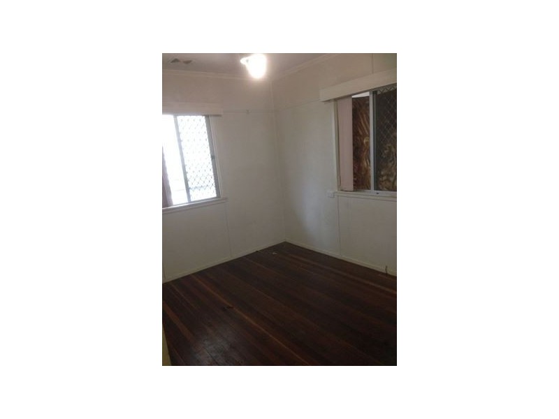 84 Thomas Street, Clontarf QLD 4019