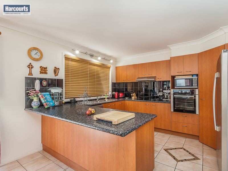 42 Lochside Drive, North Lakes QLD 4509