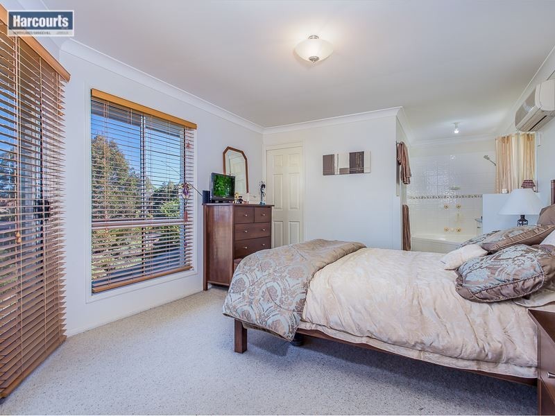 42 Lochside Drive, North Lakes QLD 4509