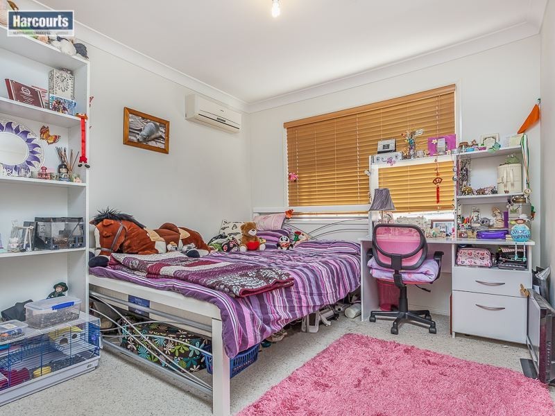 42 Lochside Drive, North Lakes QLD 4509