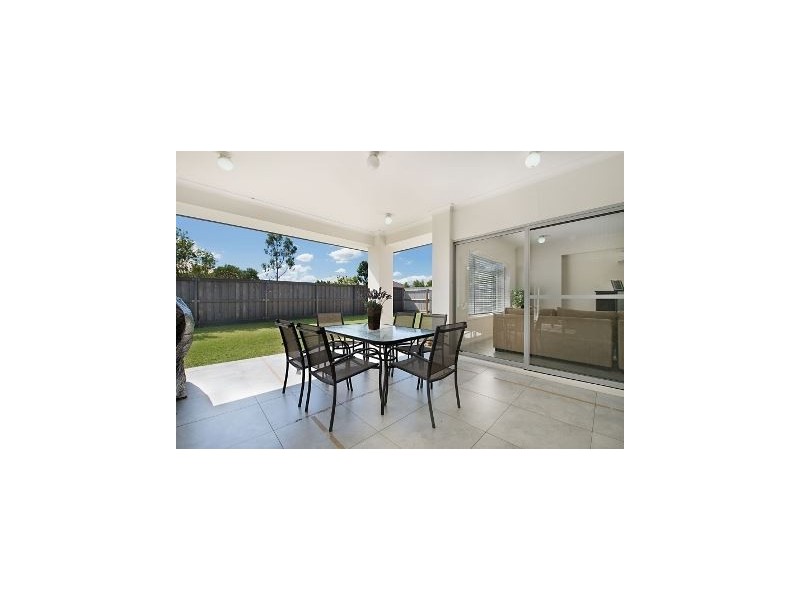 3 Crenshaw Street, North Lakes QLD 4509