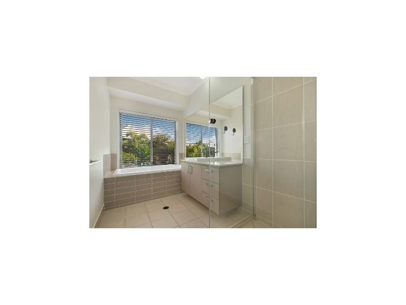 3 Crenshaw Street, North Lakes QLD 4509