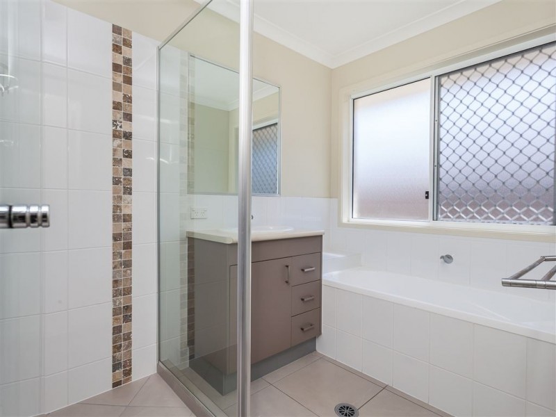 21 Grandview Parade, Griffin QLD 4503