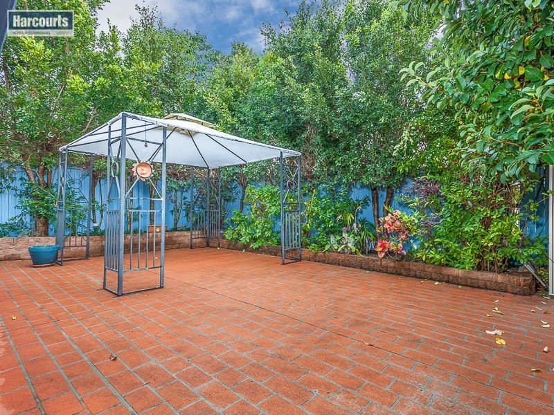 9 Canundra Street, North Lakes QLD 4509