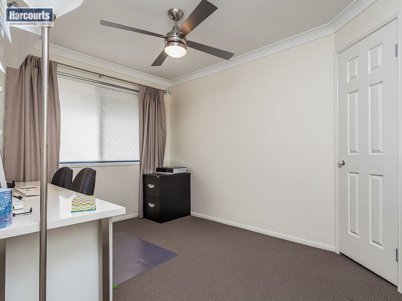 1 Kuhr Court, Kallangur QLD 4503