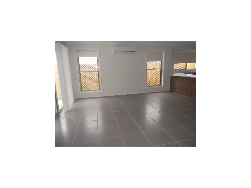 23 Burdekin Circuit, Warner QLD 4500