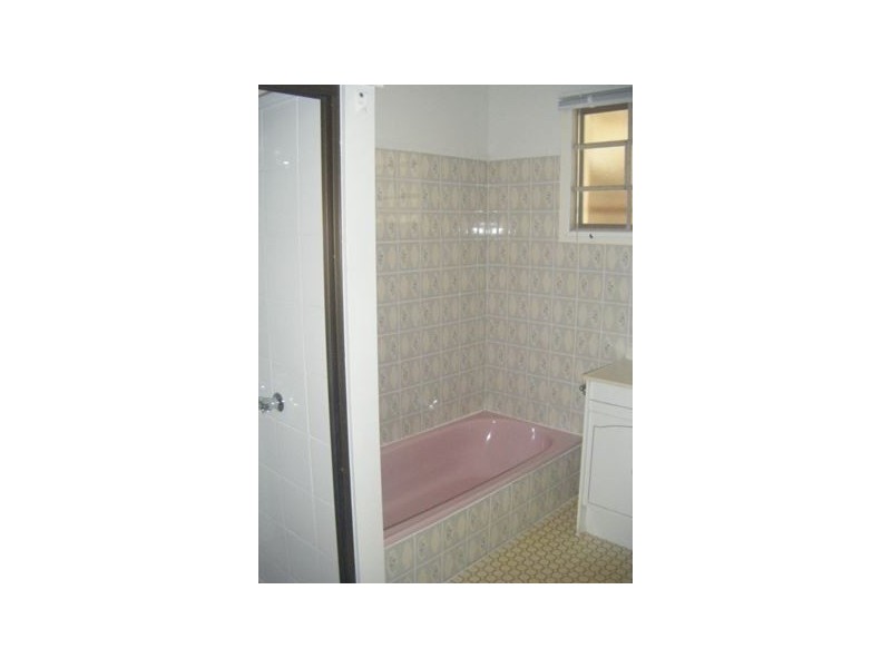 39 Benson Street, Scarborough QLD 4020