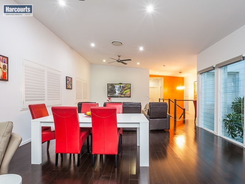 3 Second Avenue, Scarborough QLD 4020