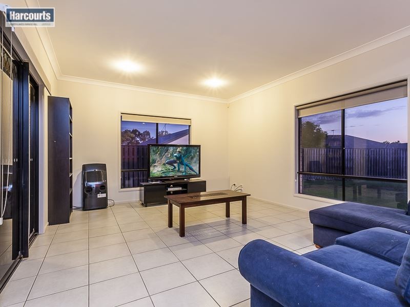 38 Peron Crescent, North Lakes QLD 4509