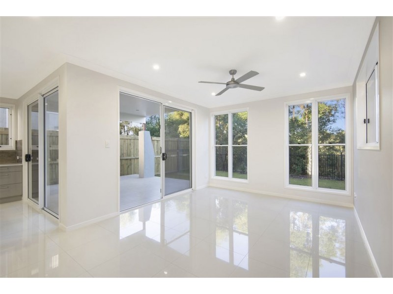 8 Birkdale Circuit, North Lakes QLD 4509