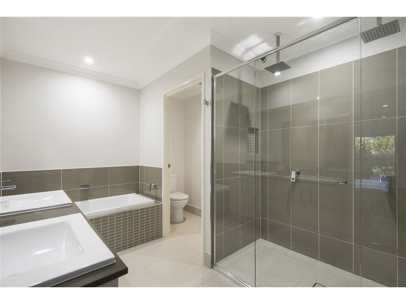 8 Birkdale Circuit, North Lakes QLD 4509