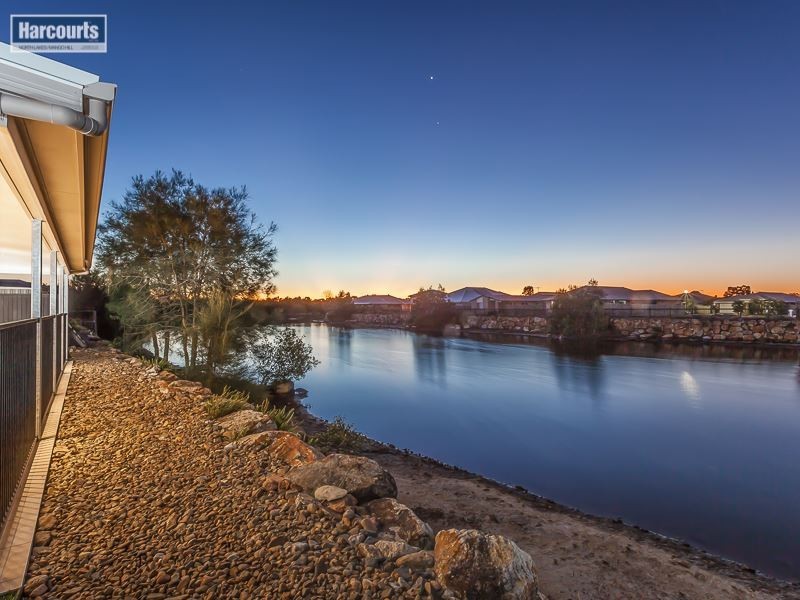 10 Coffey Court, Beachmere QLD 4510