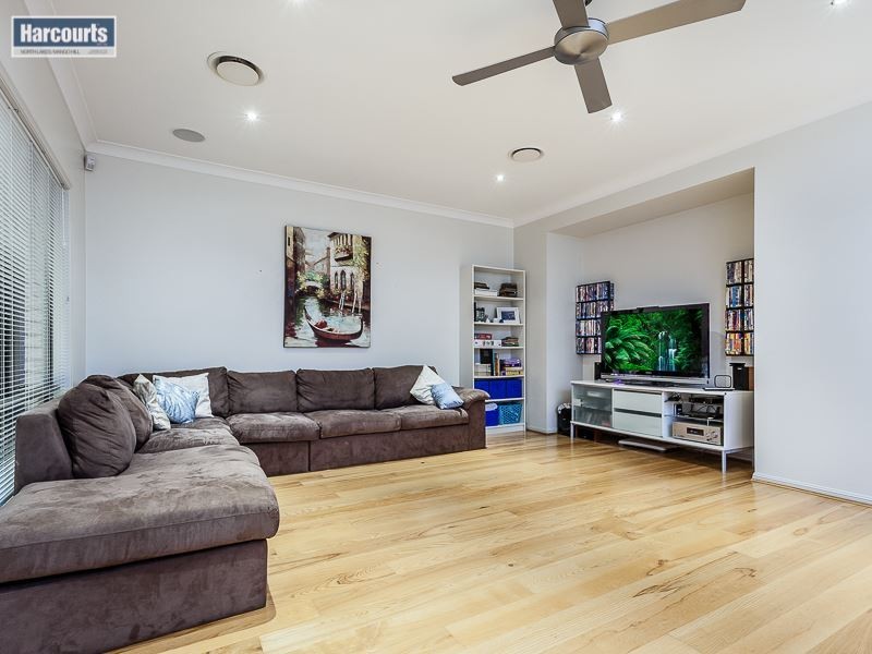 10 Coffey Court, Beachmere QLD 4510