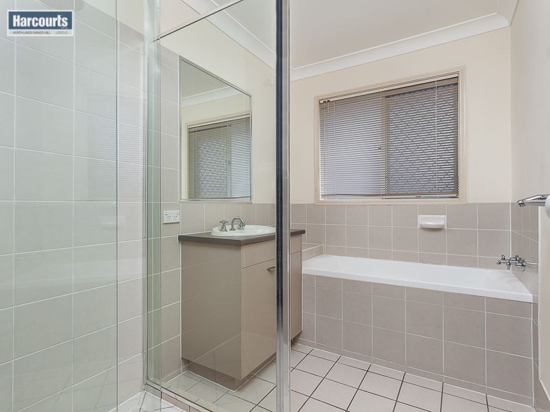 60 McGahey Street, Rothwell QLD 4022