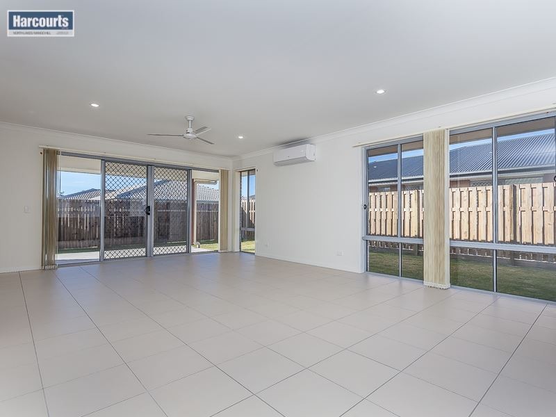 8 Feltham Circuit, Burpengary QLD 4505