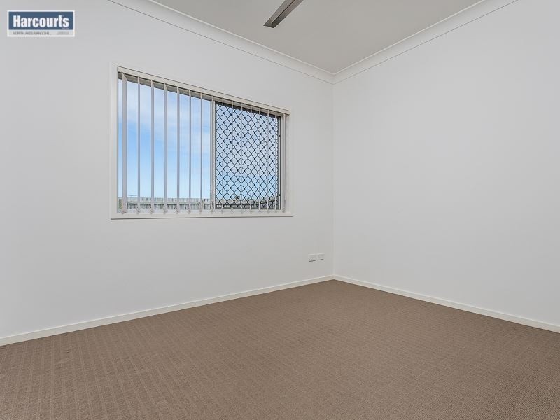 24 Rawlins Crescent, North Lakes QLD 4509