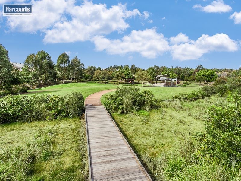64 Nicklaus Parade, North Lakes QLD 4509
