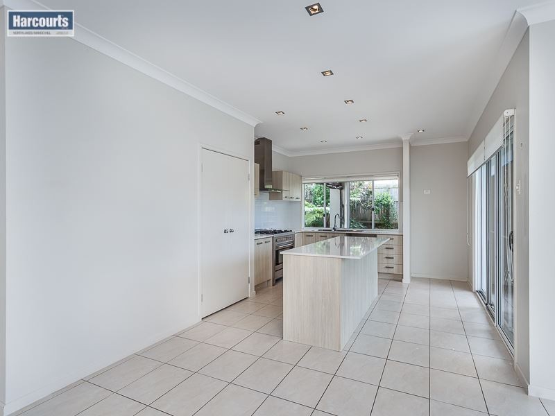 64 Nicklaus Parade, North Lakes QLD 4509