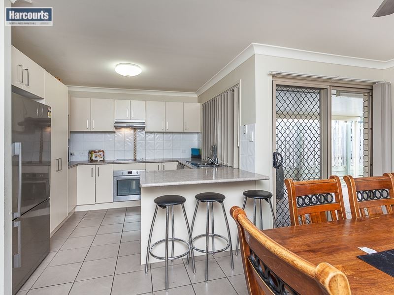 7 Sears Parade, North Lakes QLD 4509