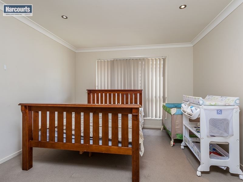 7 Sears Parade, North Lakes QLD 4509