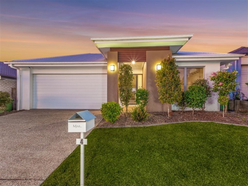 4 Melville Parade, North Lakes QLD 4509