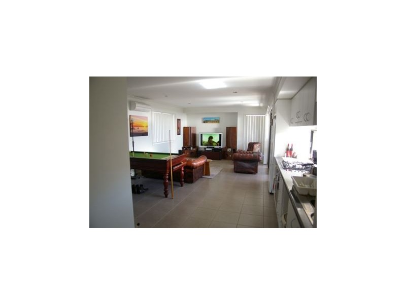 14 Chrysler Parade, North Lakes QLD 4509