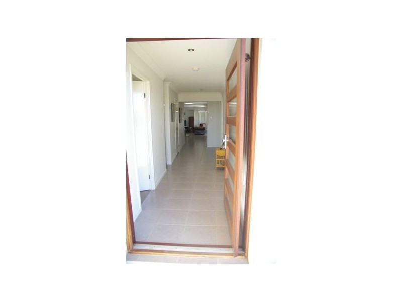 14 Chrysler Parade, North Lakes QLD 4509