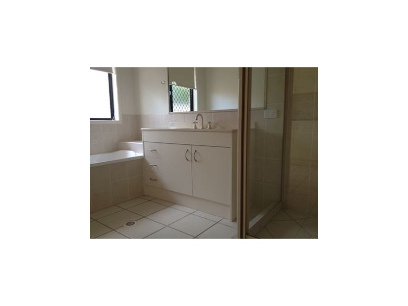 50 Finnegan Street, Rothwell QLD 4022