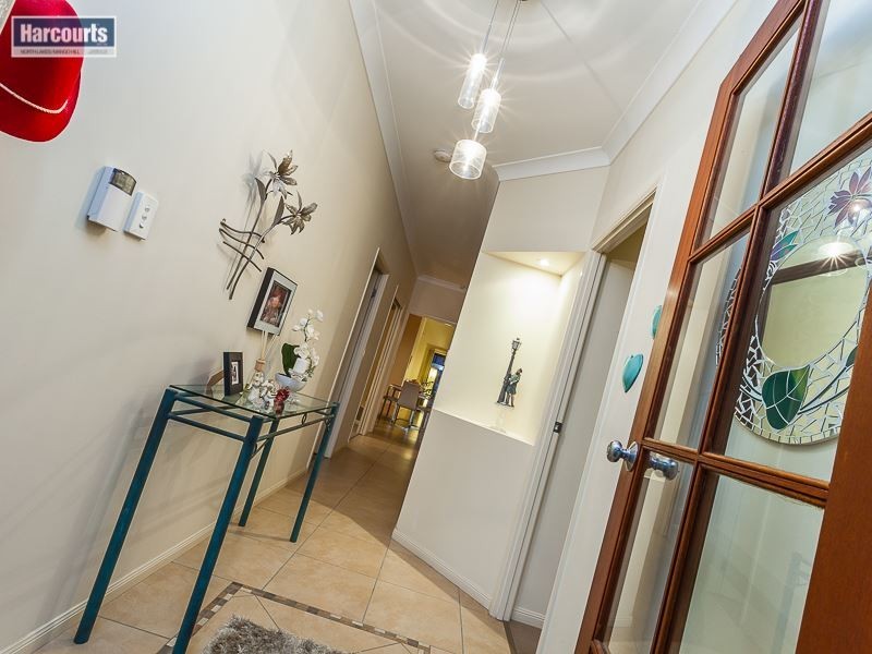 18 Kennedia Court, North Lakes QLD 4509