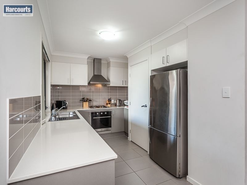 19 Madison Avenue, North Lakes QLD 4509