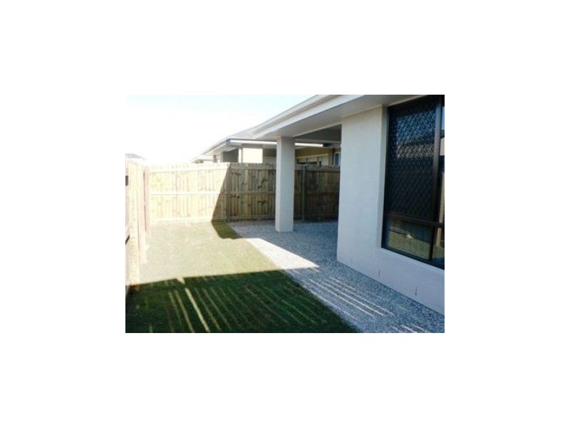 17 Kingston Court, North Lakes QLD 4509